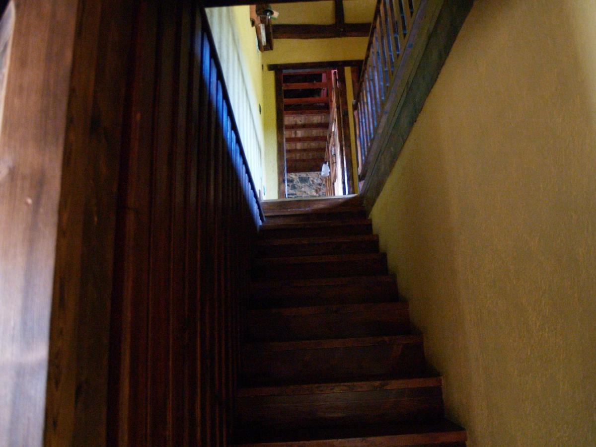 Casa Rural La Catedral De La Montana Guest House Lois Eksteriør bilde