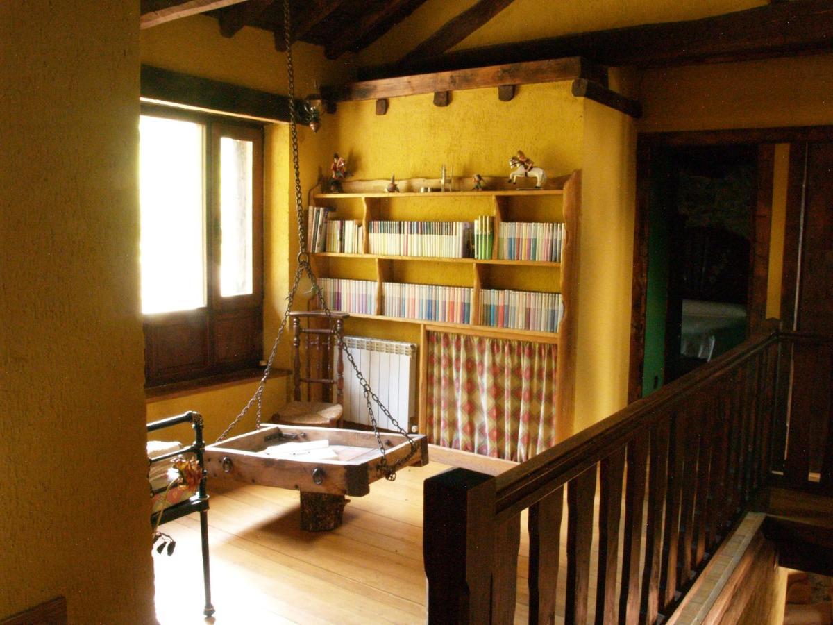Casa Rural La Catedral De La Montana Guest House Lois Eksteriør bilde