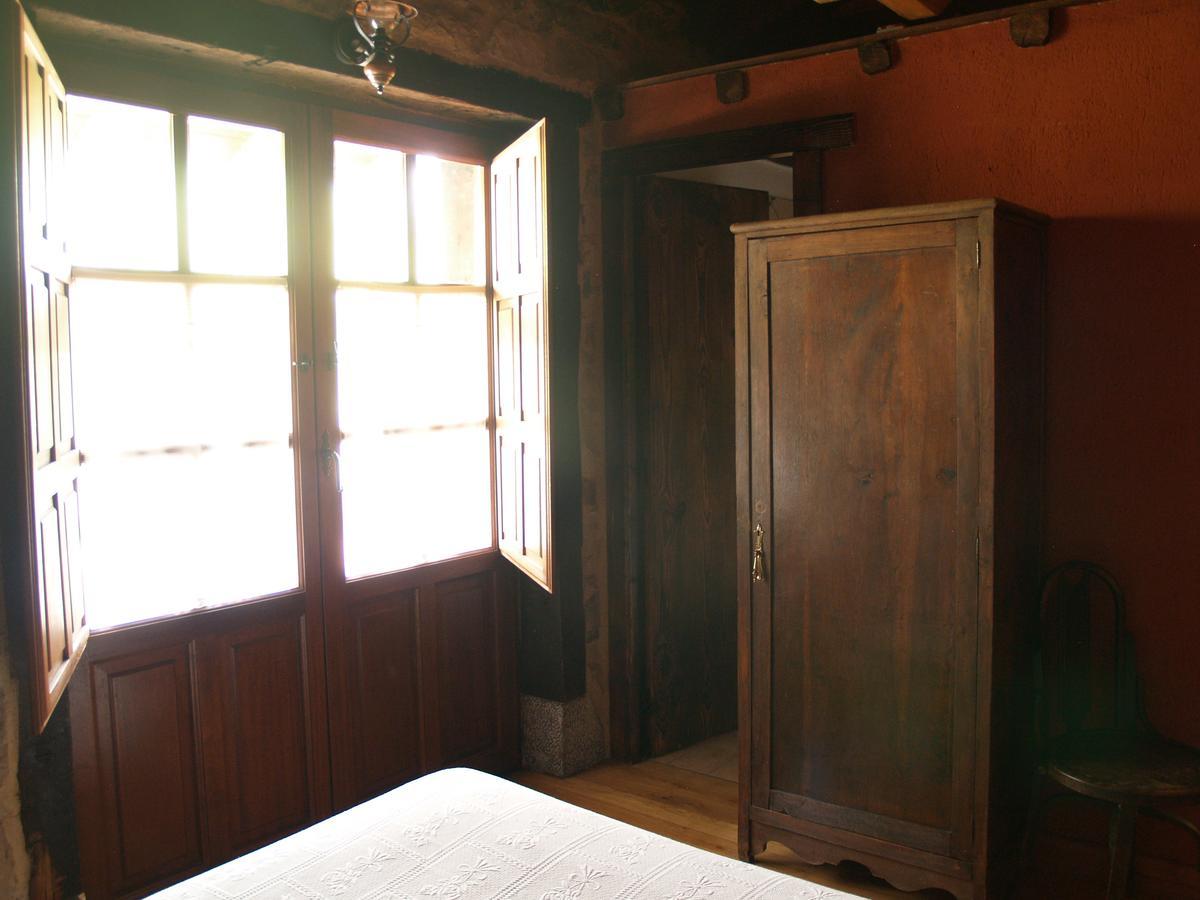 Casa Rural La Catedral De La Montana Guest House Lois Eksteriør bilde